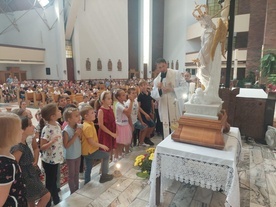 Przybycie wizerunku św. Michała Archanioła połączono w Świdnicy z rekolekcjami, które poprowadził ks. Jan Juszko, michalita z Białorusi.