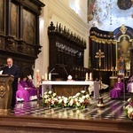 Liturgia za zmarłych biskupów i prezbiterów archidiecezji