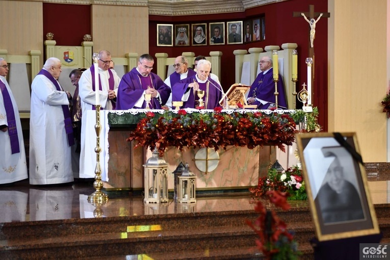 Pogrzeb śp. ks. prał. Grzegorza Grzybka