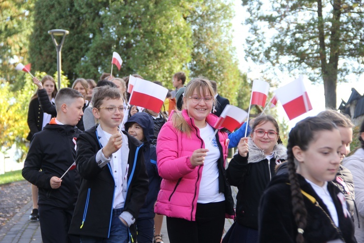 Rożnów. Polska Niepodległa patronem szkoły