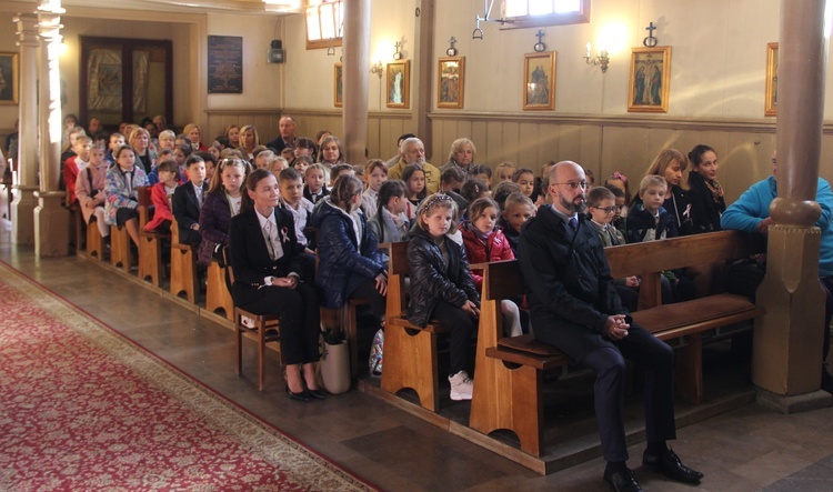 Rożnów. Polska Niepodległa patronem szkoły