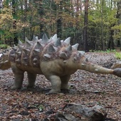 Sosnowiec. Dinozaury w Parku Jacka Kuronia 