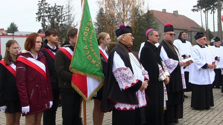 11 listopada w Szydłowie k. Mławy