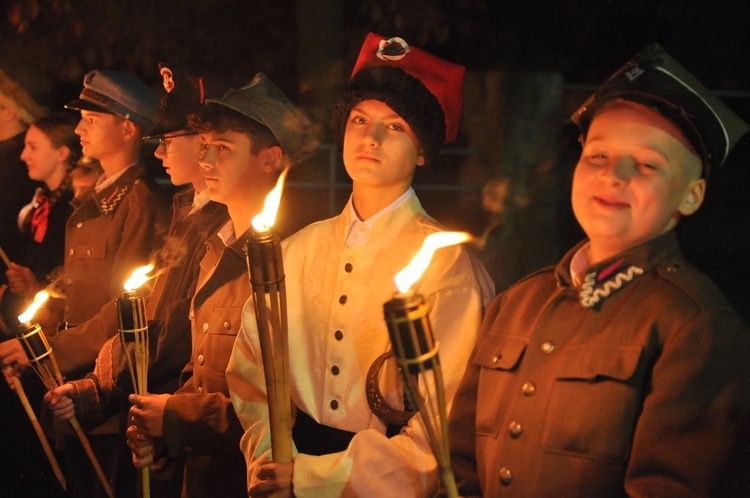 Wojakowa. Inscenizacja patriotyczna młodzieży