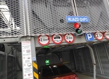 Katowice. Automatyczny, wielopoziomowy parking przy Tylnej Mariackiej już działa