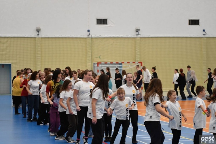 Międzypokoleniowa zumba w Zielonej Górze