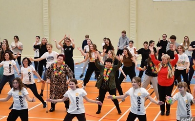 Międzypokoleniowa zumba w Zielonej Górze