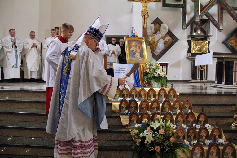 15-lecie Apostolatu Matki Bożej Pielgrzymującej - uroczystości w Bolesławcu