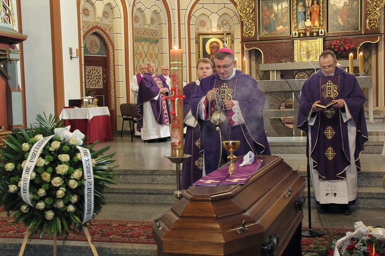 Pogrzeb śp. ks. Edwarda Matyśniaka