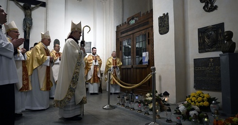 Kapłańskie i zakonne zaduszki w koszalińskiej katedrze