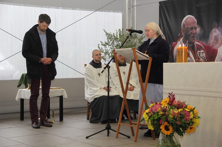 Dzień Ubogich w DMB