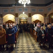 Wspólna modlitwa w kościele Ducha Świętego.