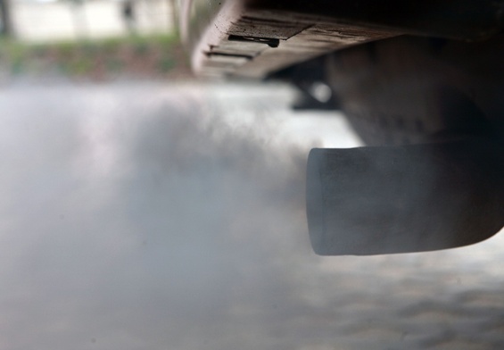 Parlament Europejski za przepisami zmniejszającymi zanieczyszczanie powietrza przez ciężarówki i autobusy