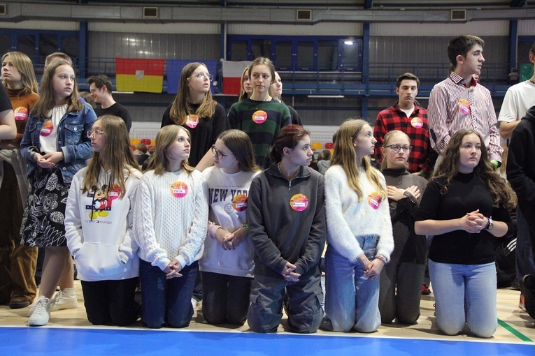 Spotkanie Młodych "Radując się w nadziei" cz. 2