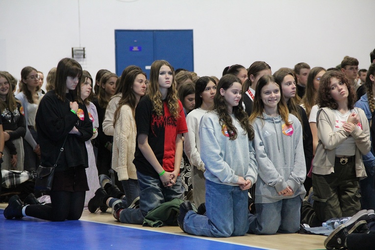 Spotkanie Młodych "Radując się w nadziei" cz. 2