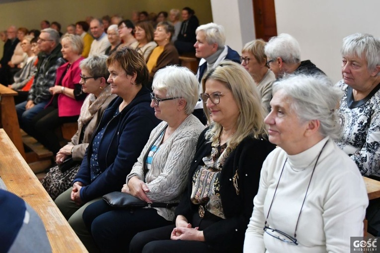 Rekolekcje Parafialnych Zespołów Caritas