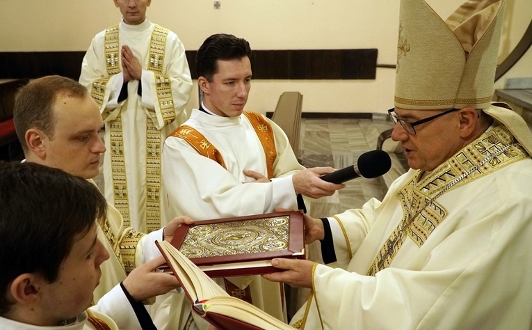 Święcenia diakonatu u klaretynów w parafii pw. św. Wawrzyńca we Wrocławiu