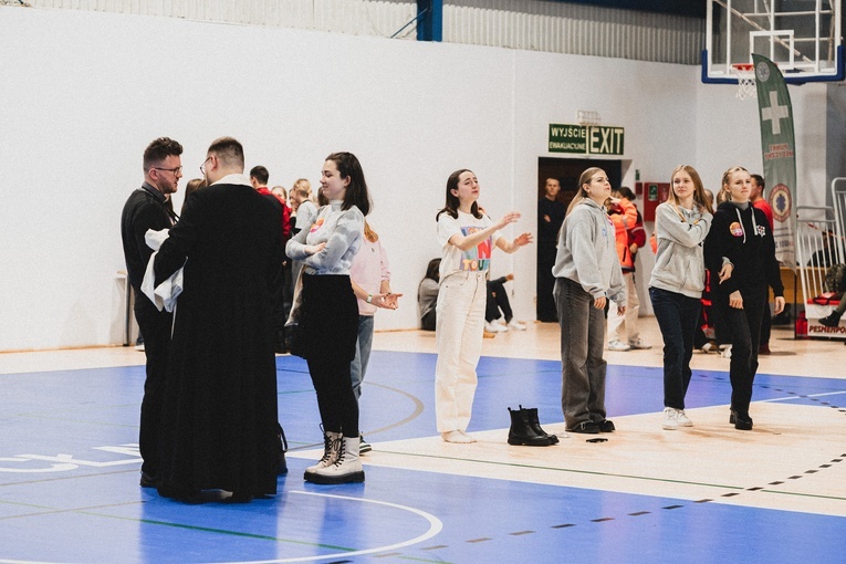 Spotkanie Młodych "Radując się w nadziei" cz. 3