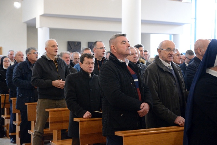 Dzień skupienia nadzwyczajnych szafarzy Komunii św.