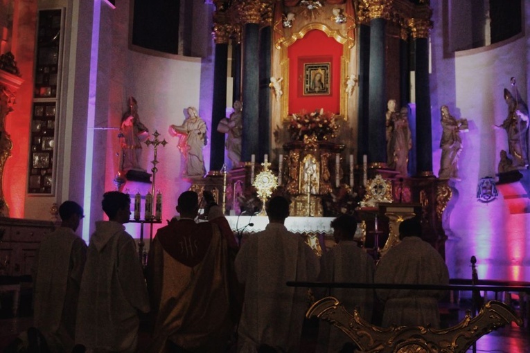 Modlitewny Wieczór Młodych w Rokitnie