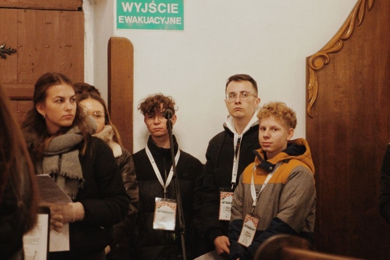 Modlitewny Wieczór Młodych w Rokitnie