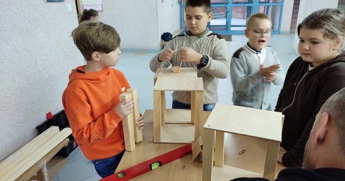 Rudna. Lampiony ze św. Katarzyną