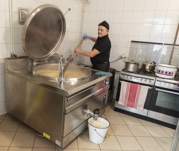 Elżbietańskie Centrum Pomocy Potrzebującym