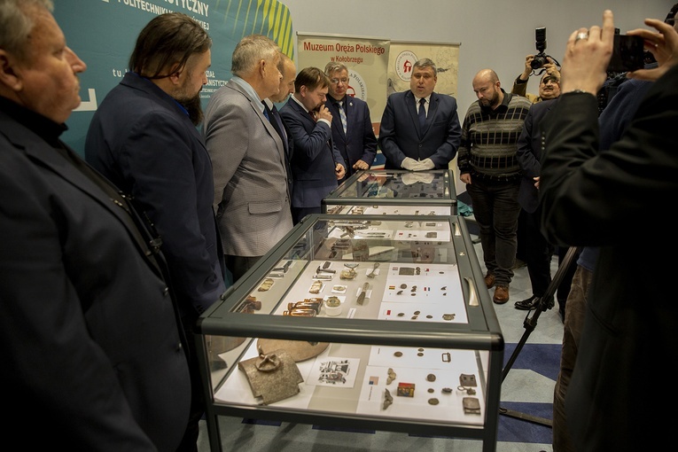 Efekty prac archeologicznych w Stalagu Luft 4