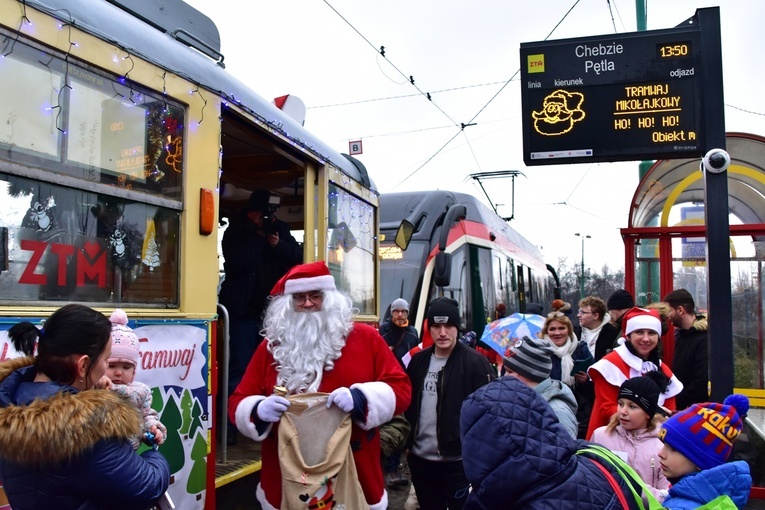 Region. Spotkaj Mikołaja na tramwajowym przystanku