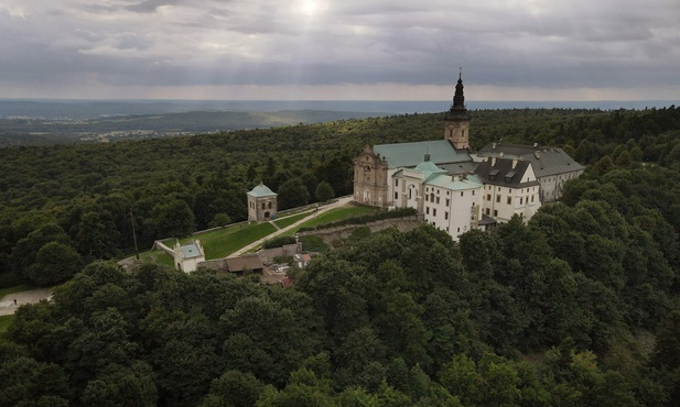 Francja. Młodzi odkrywają klasztory monastyczne