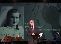 Upamiętnili Wandę Półtawską muzyką i poezją