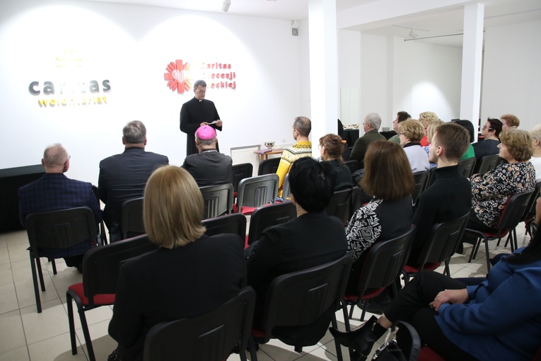 Płock. Otwarcie Centrum Wolontariaru Caritas