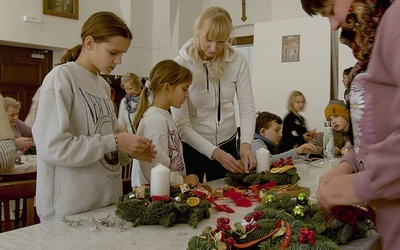 Bożonarodzeniowe warsztaty u trzebnickich boromeuszek