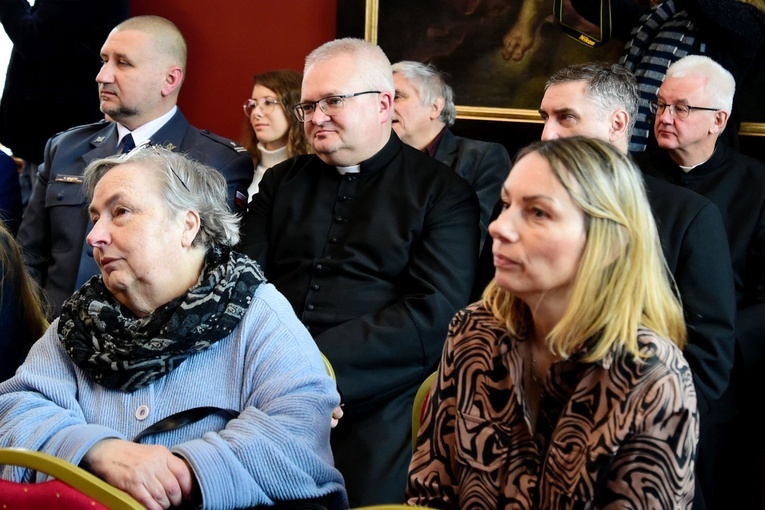 Frombork. Uroczystość zakończenia prac konserwatorskich Poliptyku Fromborskiego