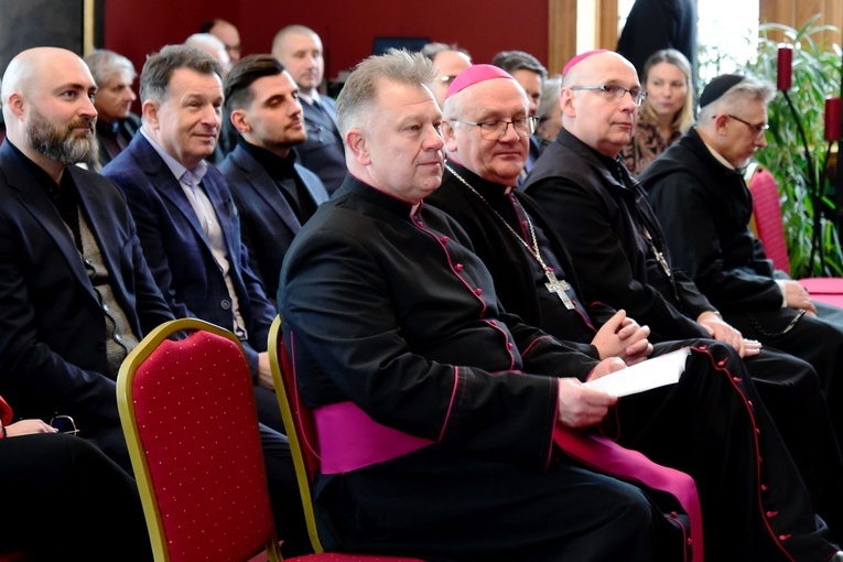 Frombork. Uroczystość zakończenia prac konserwatorskich Poliptyku Fromborskiego