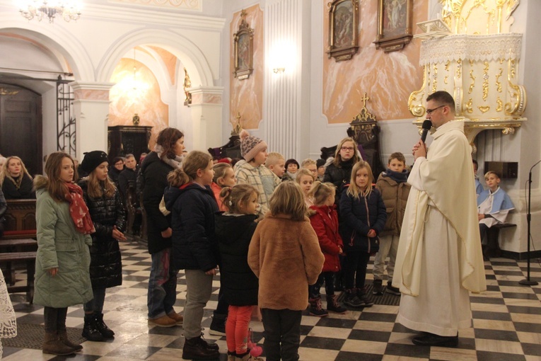 Mielec. Powstanie apostolatu Złota Róża