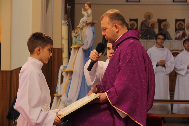 Tarnów-Mościce. Błogosławieństwo nowych lektorów dekanatu Tarnów-Zachód