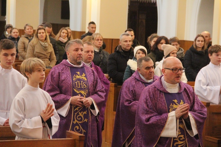 Tarnów-Mościce. Błogosławieństwo nowych lektorów dekanatu Tarnów-Zachód