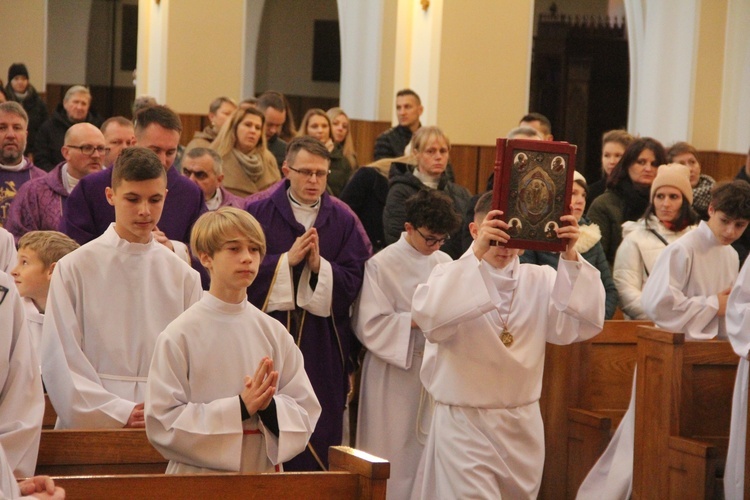 Tarnów-Mościce. Błogosławieństwo nowych lektorów dekanatu Tarnów-Zachód