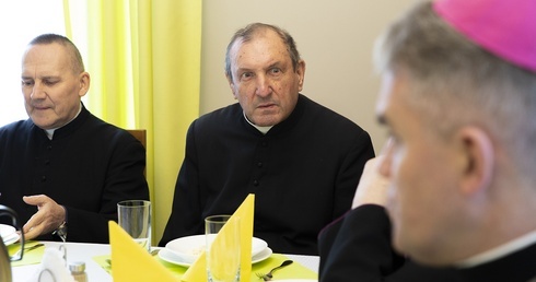 Adwentowe spotkanie księży emerytów, cz. 2