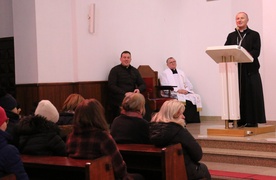 Biskup Marek Solarczyk podziękował katechetom za ich pracę.