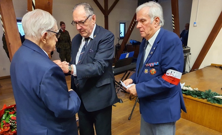 Naukowiec, żołnierz Armii Krajowej, solidarnościowiec