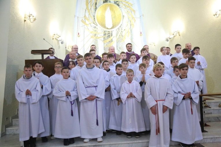 Błogosławieństwo lektorów u MB Fatimskiej