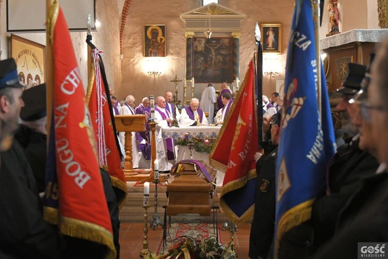 Pogrzeb śp. ks. Ryszarda Walnera