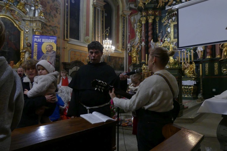 Wprowadzenie relikwii św. Mikołaja do bazyliki w Rychwałdzie