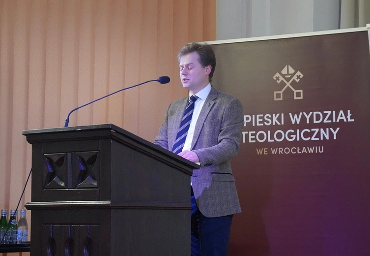 Konferencja naukowa poświęcona biskupowi Wincentemu Urbanowi w 40. rocznicę śmierci
