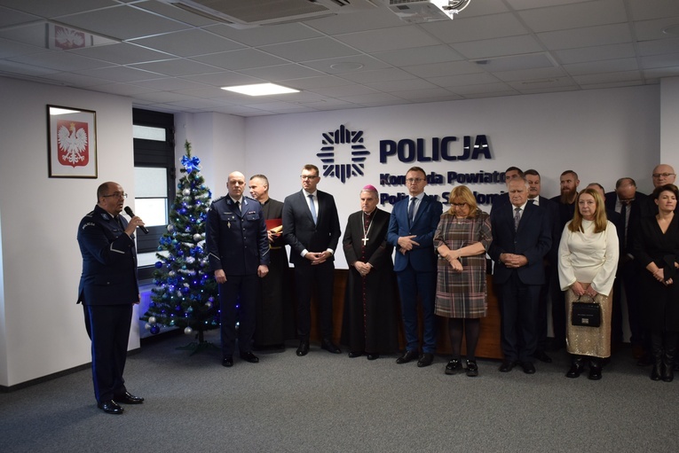Życzenia świąteczne złożył komendant powiatowy insp. Ryszard Komański.