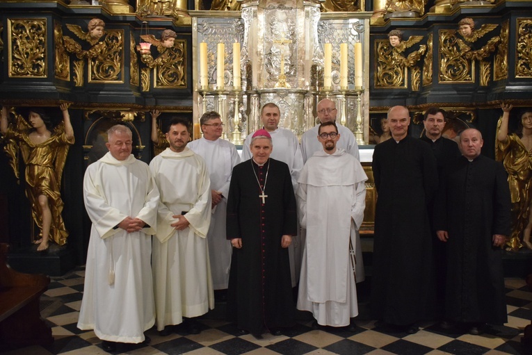 Dołączą oni do grupy mężczyzn, którzy posługują w parafiach diecezji, zanosząc Eucharystię osobom chorym i starszym.