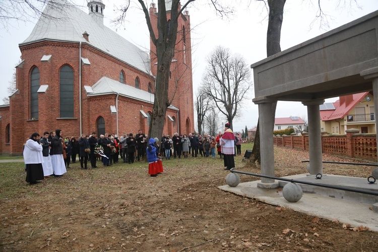 Odnowiony nagrobek polskiego premiera 