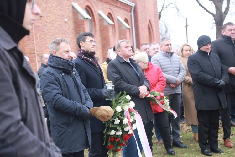 Odnowiony nagrobek polskiego premiera 